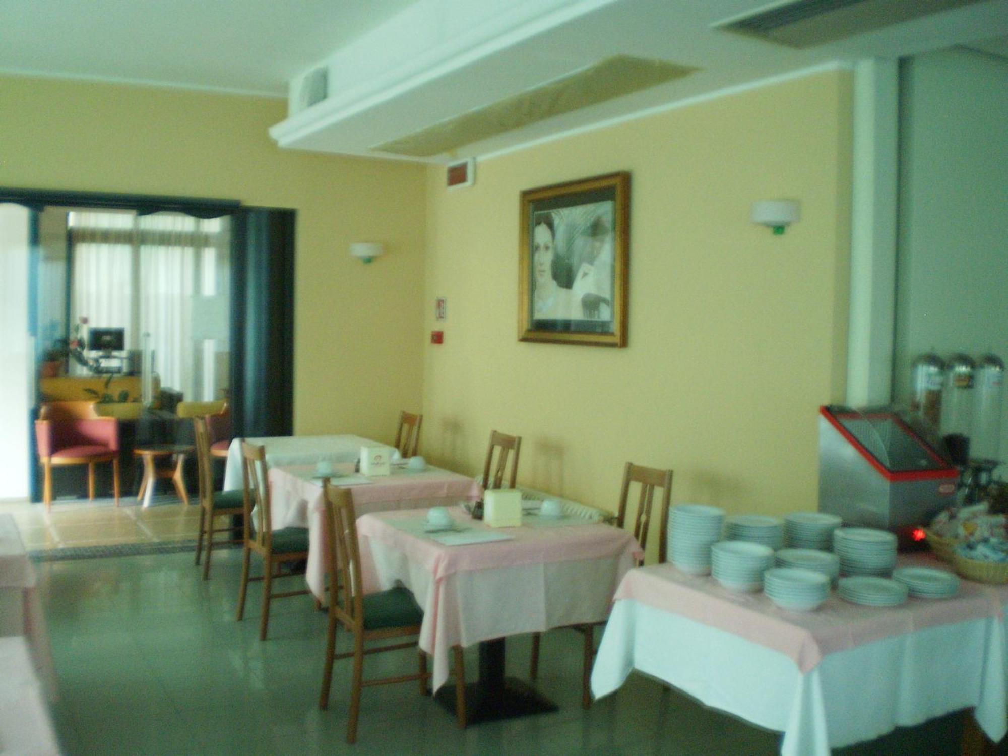La Perla B&B Hotel Roseto Degli Abruzzi Eksteriør bilde