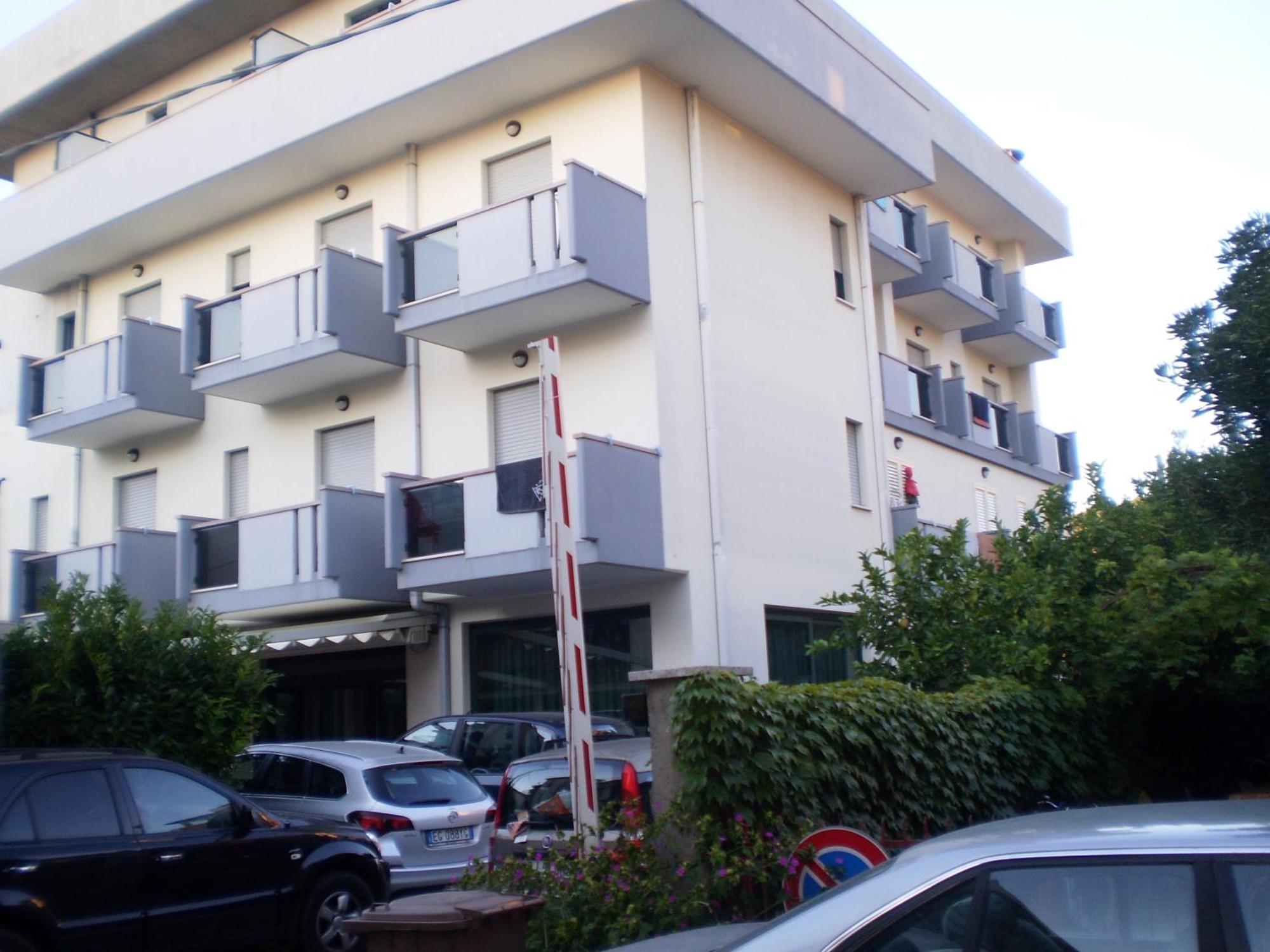 La Perla B&B Hotel Roseto Degli Abruzzi Eksteriør bilde