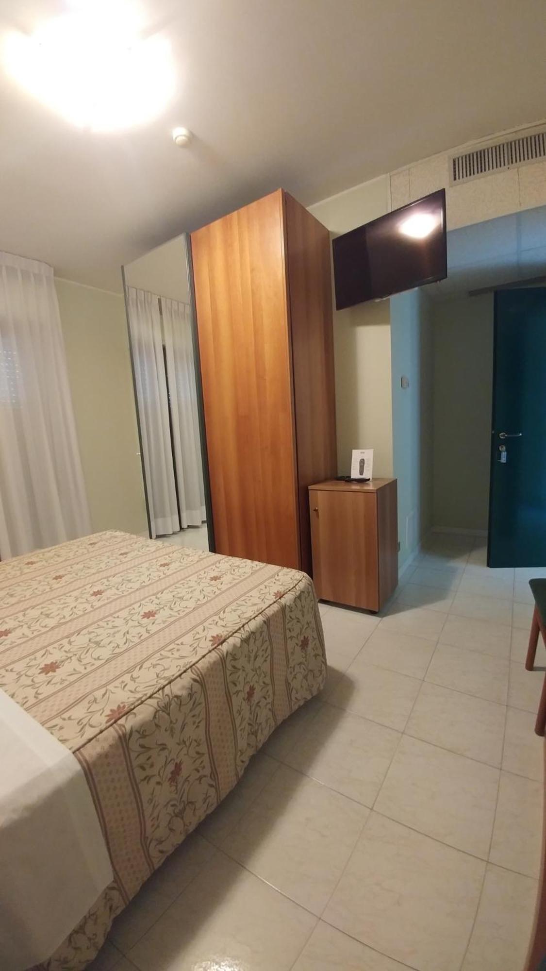 La Perla B&B Hotel Roseto Degli Abruzzi Eksteriør bilde
