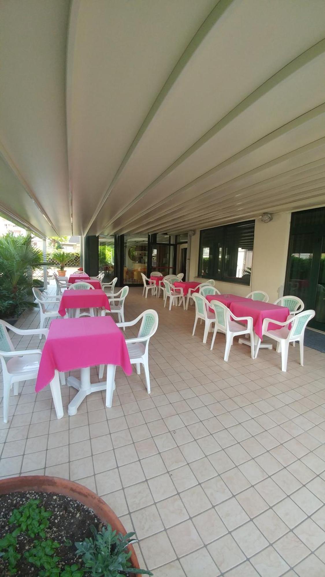 La Perla B&B Hotel Roseto Degli Abruzzi Eksteriør bilde